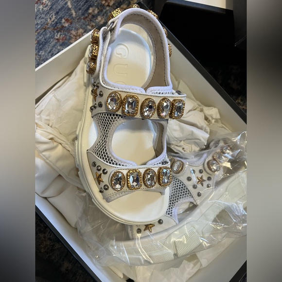 Flashtrek Gucci Sandals✨ - Picture 1 of 8